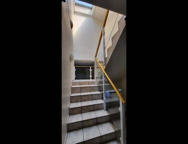 5 BEDROOM HOUSE FOR SALE IN HELIKONPARK